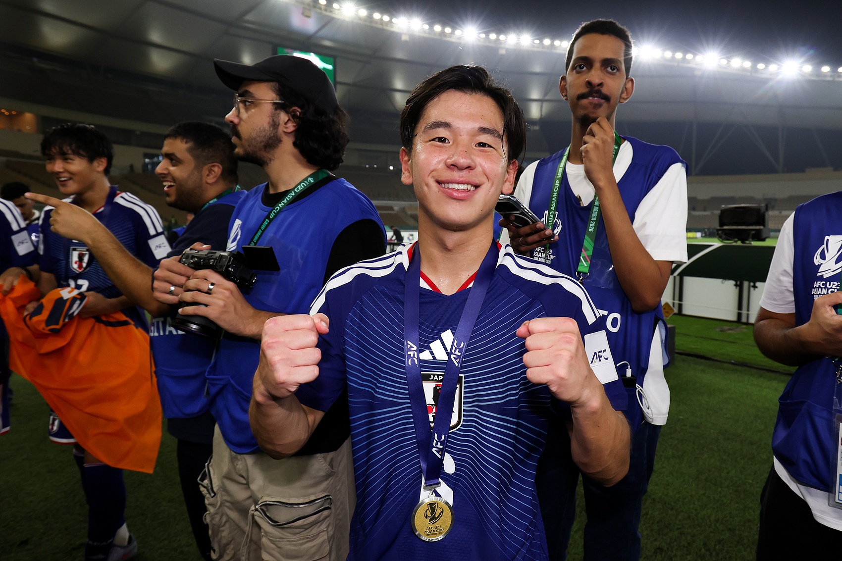 上了又好像没上！杨瀚森最后时刻登场48秒 各项数据挂蛋&正负值-3